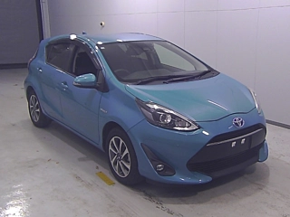 TOYOTA AQUA 2018
