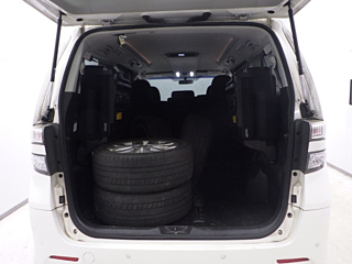 TOYOTA VELLFIRE 2008