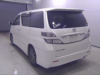 TOYOTA VELLFIRE 2008