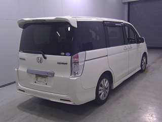 HONDA STEP WAGON 2010
