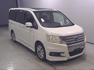 HONDA STEP WAGON 2010