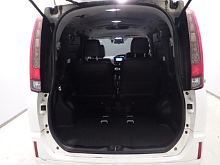 TOYOTA ESQUIRE 2016