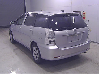 TOYOTA WISH 2008