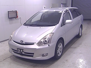 TOYOTA WISH 2008
