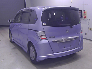 HONDA FREED 2012
