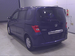 HONDA FREED 2010