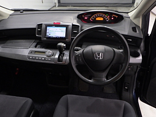 HONDA FREED 2010