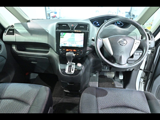 NISSAN SERENA 2013