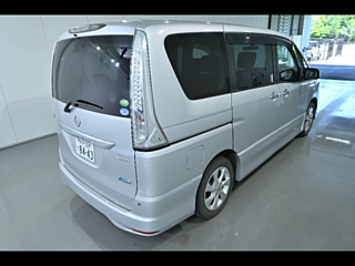 NISSAN SERENA 2013