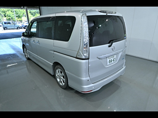NISSAN SERENA 2013