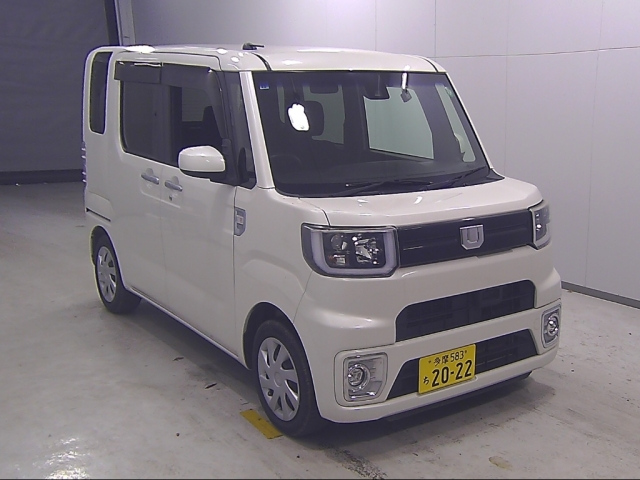 DAIHATSU WAKE 2017