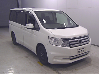 HONDA STEP WAGON 2014