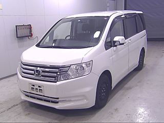 HONDA STEP WAGON 2014