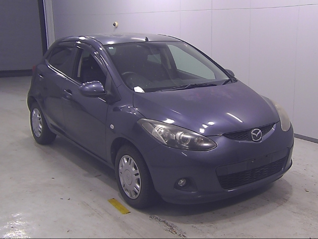 MAZDA DEMIO 2010
