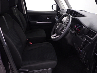 TOYOTA ROOMY 2022