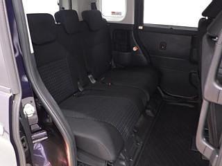 TOYOTA ROOMY 2022