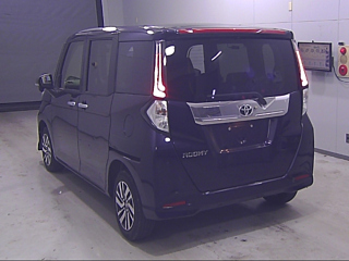 TOYOTA ROOMY 2022