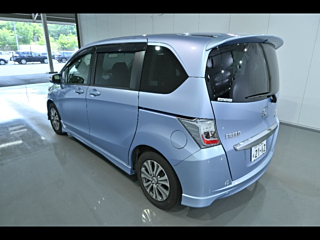 HONDA FREED 2012