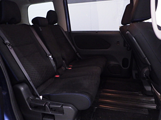 NISSAN SERENA 2018