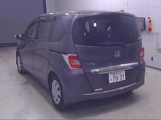 HONDA FREED 2015
