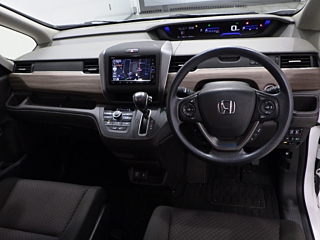 HONDA FREED 2022