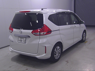 HONDA FREED 2022