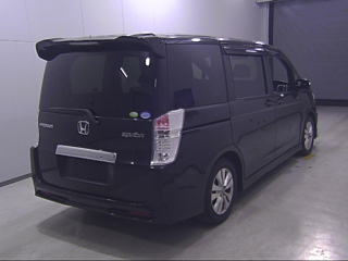 HONDA STEP WAGON 2011