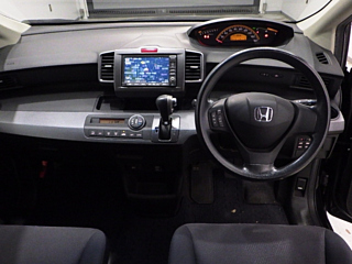 HONDA FREED 2010
