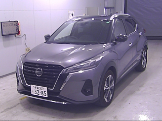 NISSAN KIX 2021