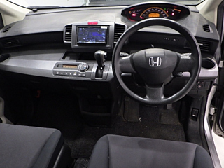 HONDA FREED 2010