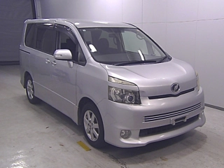 TOYOTA VOXY 2008
