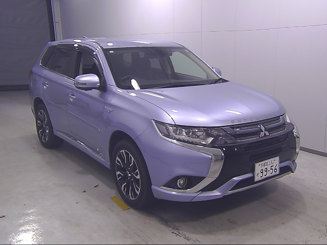 MITSUBISHI OUTLANDER PHEV 2016