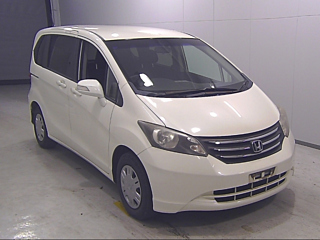 HONDA FREED 2011