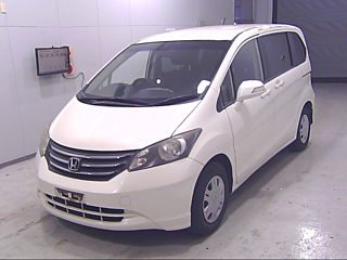 HONDA FREED 2011