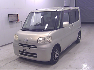 DAIHATSU TANTO 2010