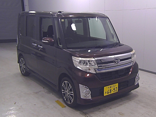 DAIHATSU TANTO 2014