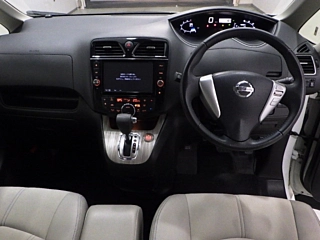 NISSAN SERENA 2014