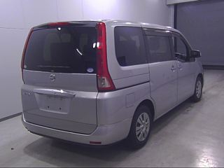NISSAN SERENA 2009