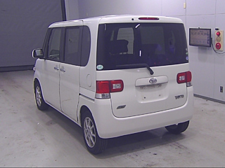 DAIHATSU TANTO 2012