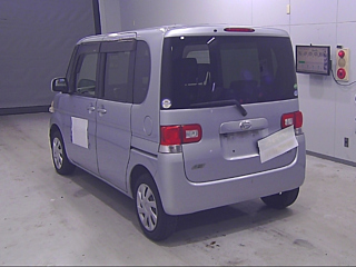 DAIHATSU TANTO 2013