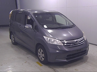 HONDA FREED 2013