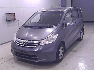HONDA FREED 2013
