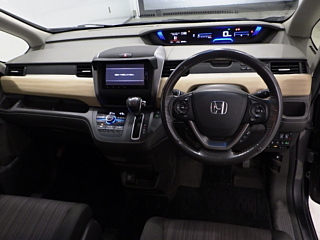HONDA FREED 2018