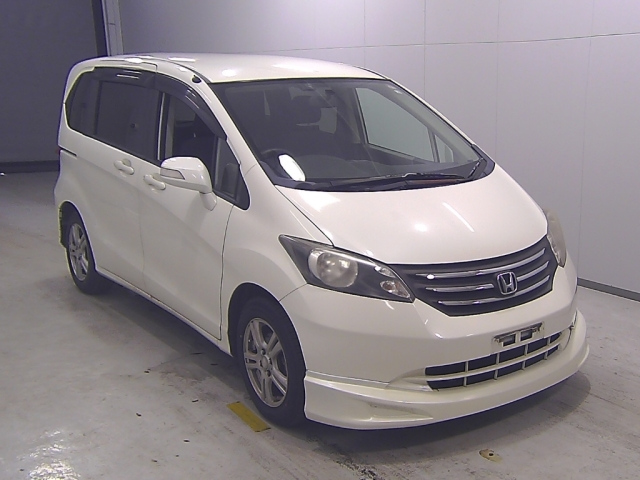 HONDA FREED 2008
