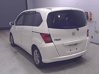 HONDA FREED 2008