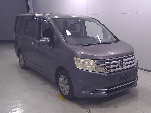 HONDA STEP WAGON 2012