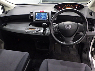 HONDA FREED 2008