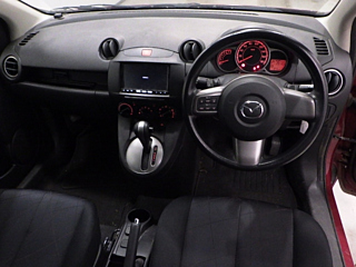 MAZDA DEMIO 2013