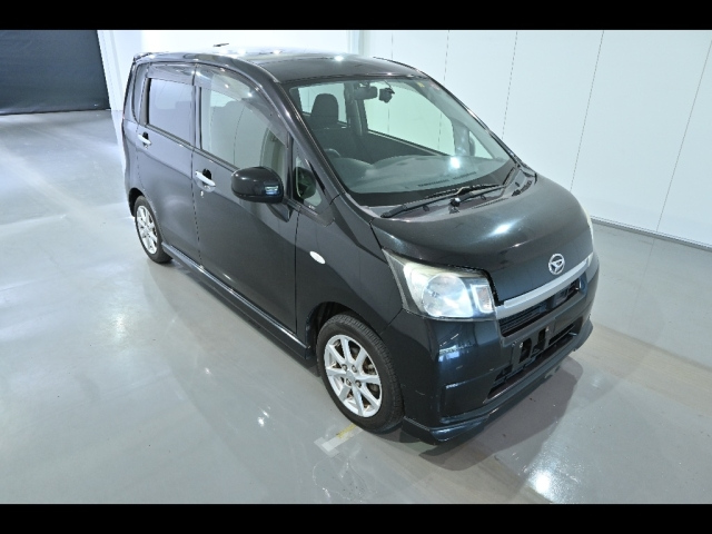 DAIHATSU MOVE 2014