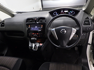 NISSAN SERENA 2015